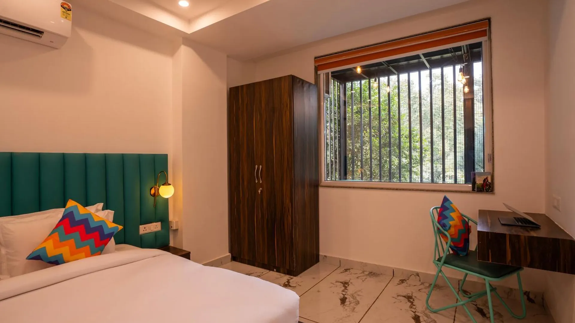 Hostel Gostops Plus Gurugram, Baani Square Gurgáon Indie