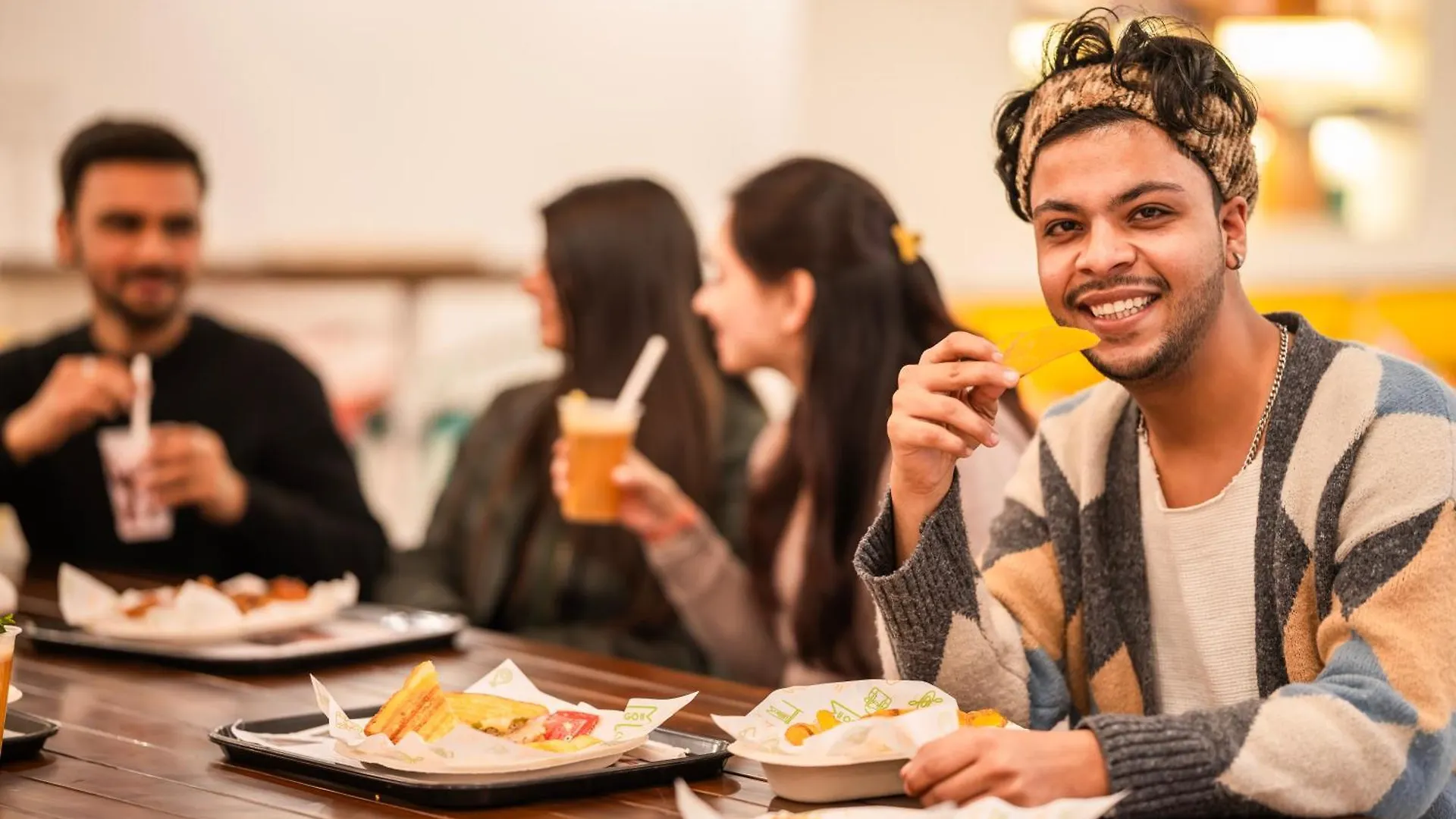 Gostops Plus Gurugram, Baani Square Gurgáon