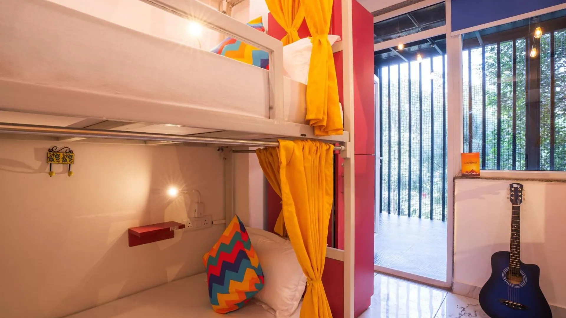 Gostops Plus Gurugram, Baani Square Gurgaon Hostel