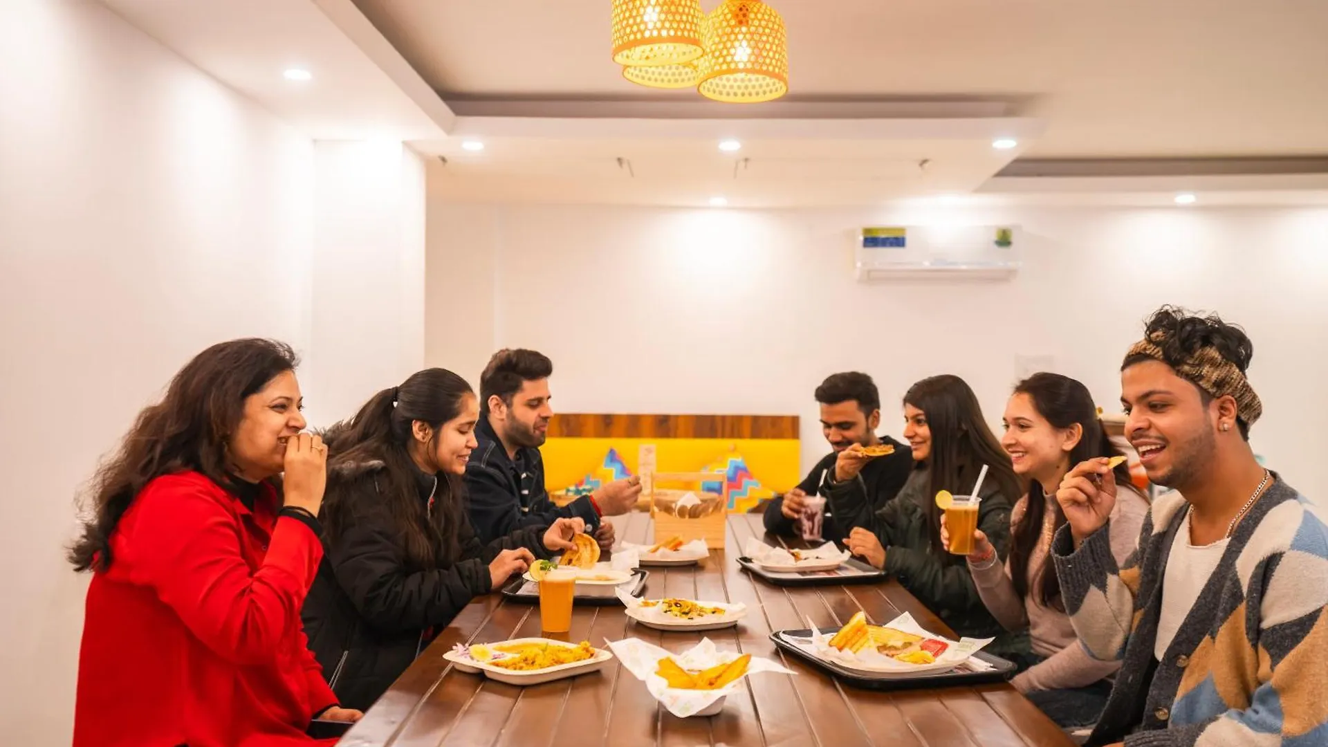 Hostel Gostops Plus Gurugram, Baani Square Gurgaon