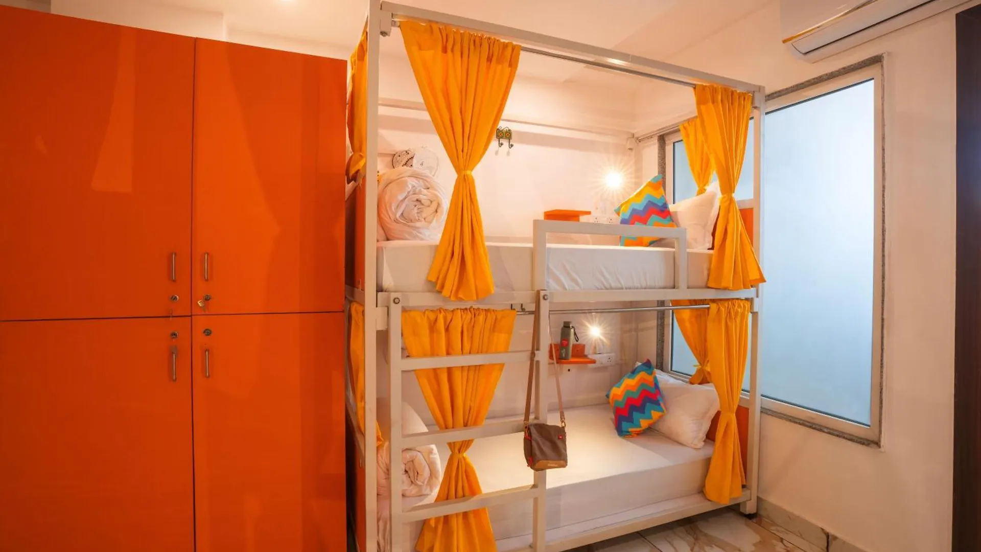 Hostel Gostops Plus Gurugram, Baani Square Gurgaon